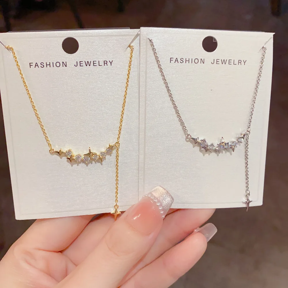 Delicate Sparkling Burst Star Pendant Choker Necklace Asymmetric Hanging Starlet Chain Graceful Neckwear