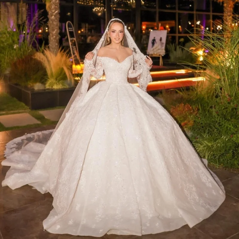 White Appliques Wedding Dresses of Off-Shoulder Decal A-Line Beadwork Crystal Decal off-shoulder Bridal Gowns Made Customized