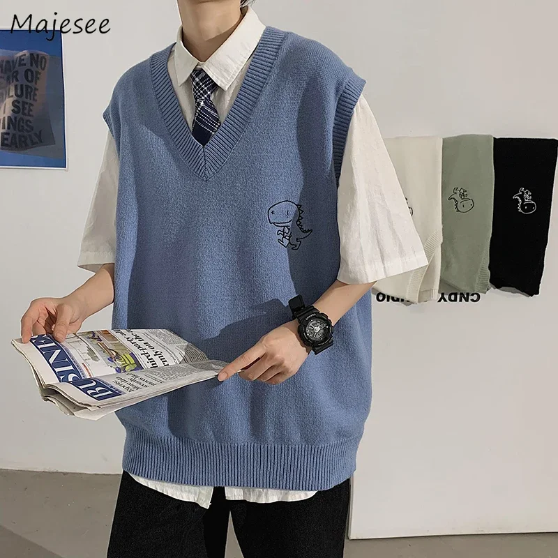 

Men Sweater Vests V-neck Oversize Streetwear Japan Style Couples Cartoon Cute Jumpers Artsy Hip Bf Knitwear Retro Male All-match