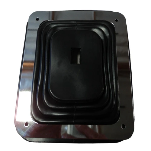 Imagen 2 del producto Bota de palanca de cambios de goma con placa cromada, 5, 5/8 pulgadas X 6, 3/4 pulgadas, Manual, automático, 350