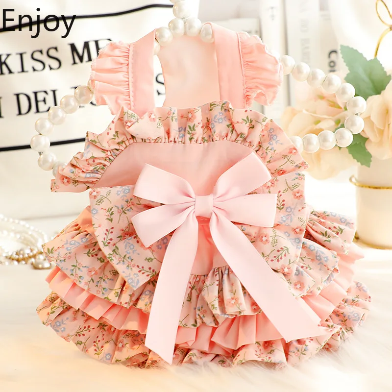 Dog Clothes Spring New Cat Princess Dress Pink Blue Floral Cake Dress Pastoral Style Flying Sleeve Skirt 5577