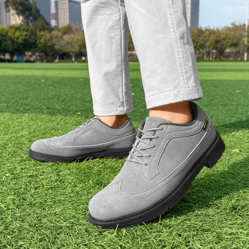 

Lightweight Golf Men Shoes Anti Slip Male Golfers Footwears Size 39-49 Professional Footwears for Walking