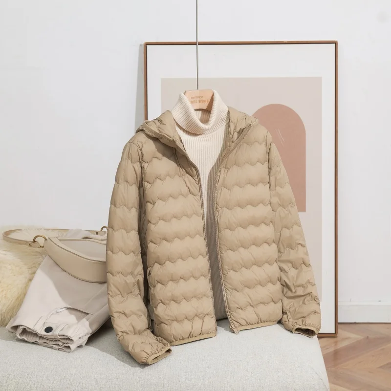 Autunno e inverno nuove signore 2025 piumino con cappuccio semplice cappotto caldo casual coreano 90% piuma d'anatra bianca giacca da donna