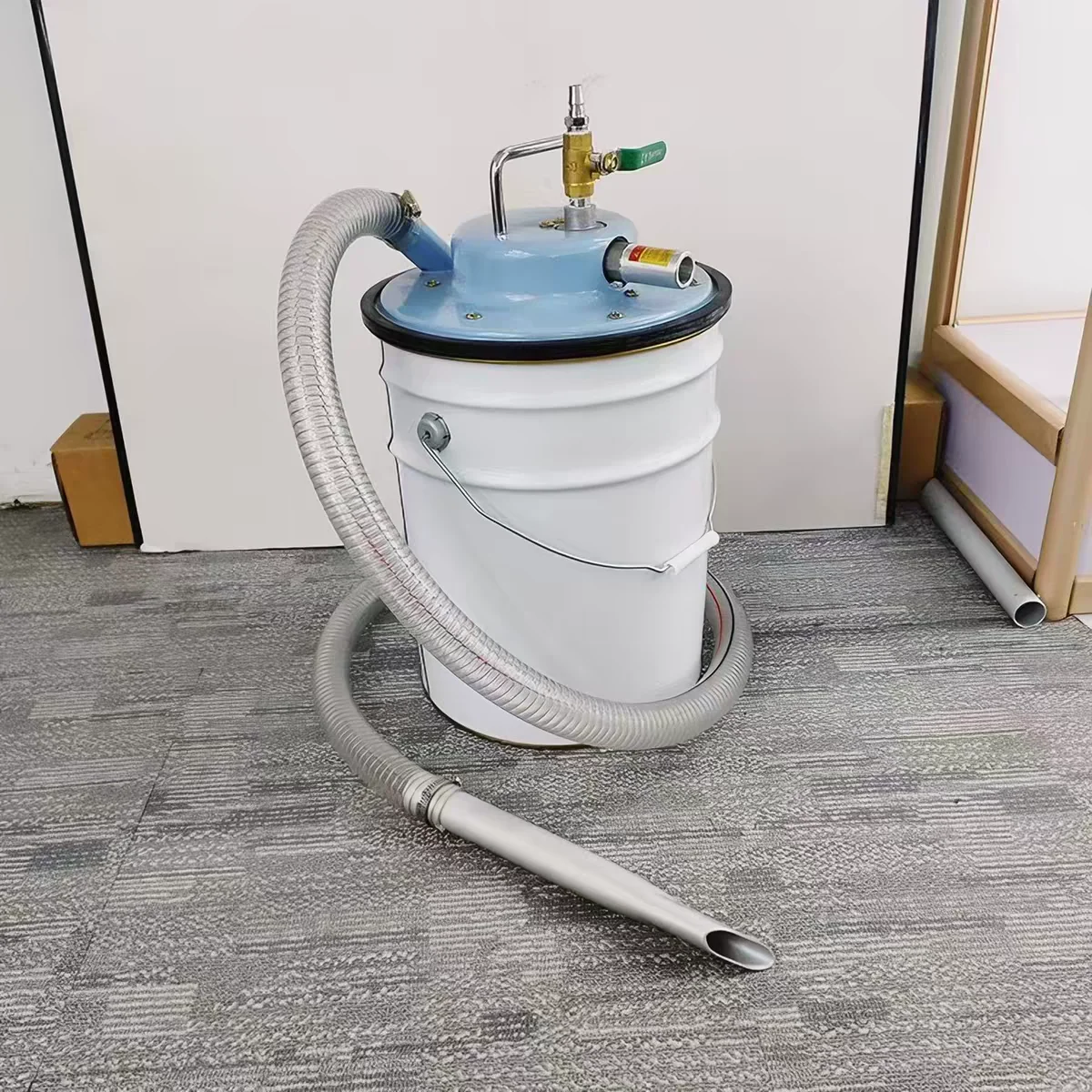 Industrial Pneumatic Vacuum Cleaner Workshop Removal Cleaning Dust Iron Filings Absorption  Oily Water Removal
