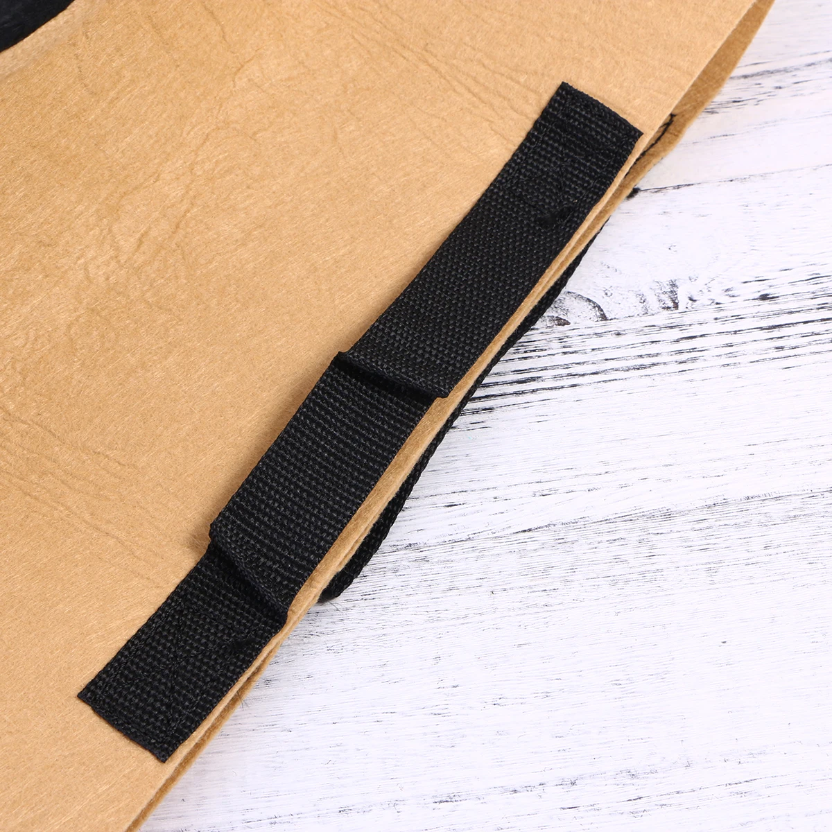 

5 Gallon Fabric Grow Bags Non-Woven Aeration Pot Container Strap Handles Garden Nursery Use Khaki Root Breathable Strong Fibrous