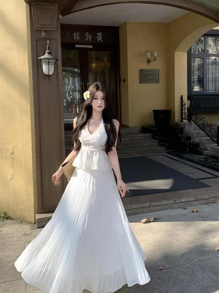 

Summer Women White Lace Sleeveless Off Shoulder V-neck Halter Lace-up Tops And High Waist Beach Pleated Long Skirt Two-piece Set