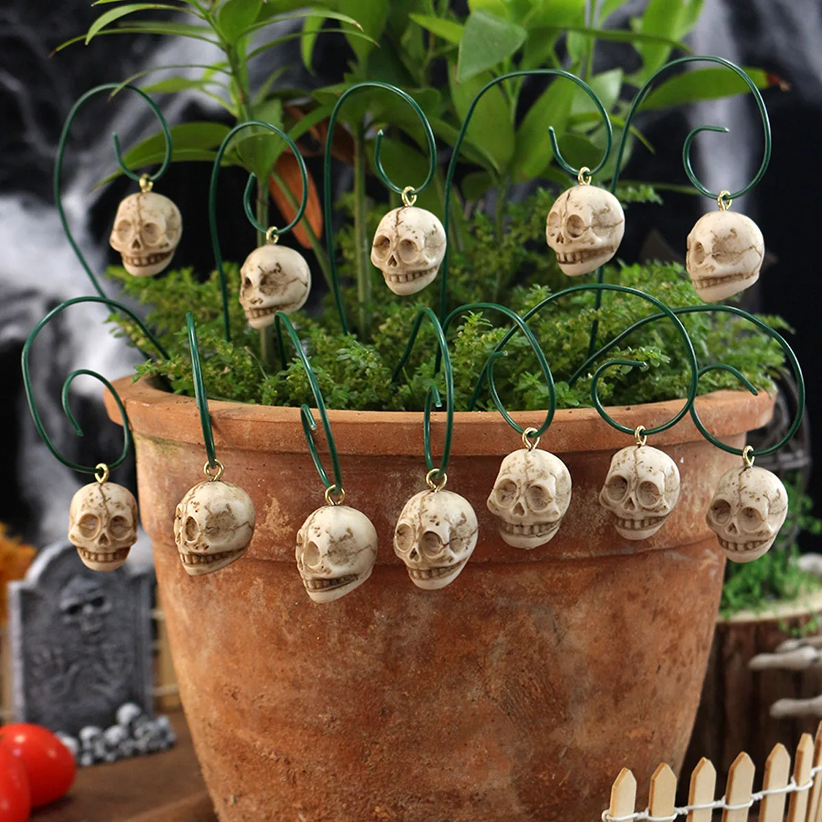 

Skull Flower Pot Insertion Set Yard&garden Decors Resin Garden Lawn Ghost Head Outdoor Halloween Decor Bonsai Garden Accessories