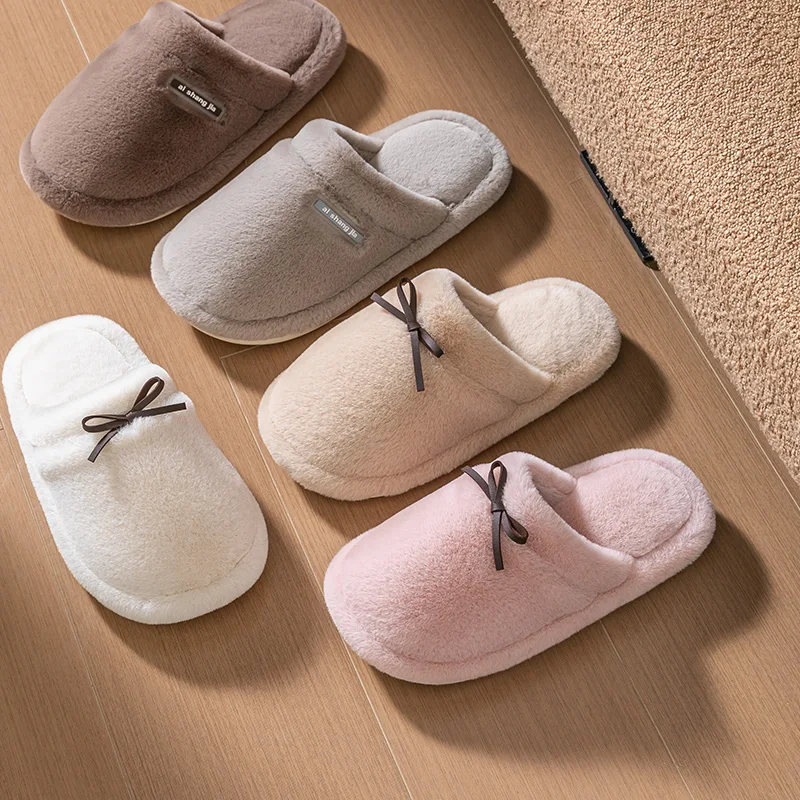 شباشب قطنية على شكل فيونكة للنساء، ملابس خارجية جديدة للخريف/الشتاء بنعال سميكة، شباشب منفوشة حرارية للزوجين في الأماكن المغلقة #1