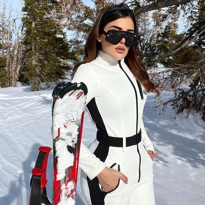 Winter Waterproof Windproof Skiing Jumpsuits Women Elegant Fashion Patchwork Skiing Overall Lady High Waist Skateboard Outfits