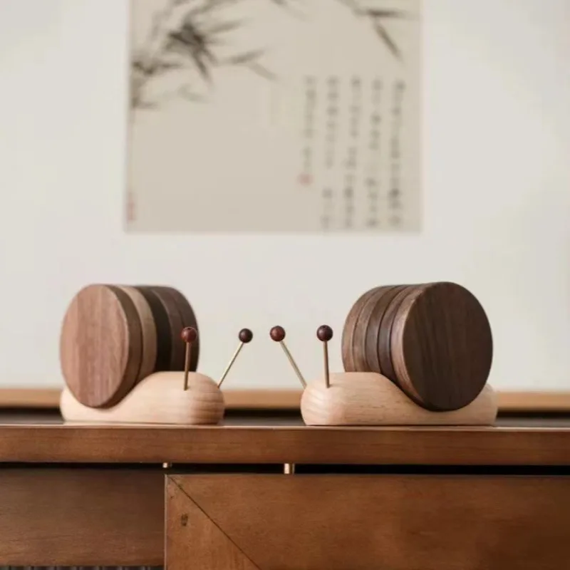 Wooden Snail Cup Coaster Heat Resistant Placemat Home Decorative Mat Holder Bowl Mat Mug Pad Magnetic Absorption Desk Ornament
