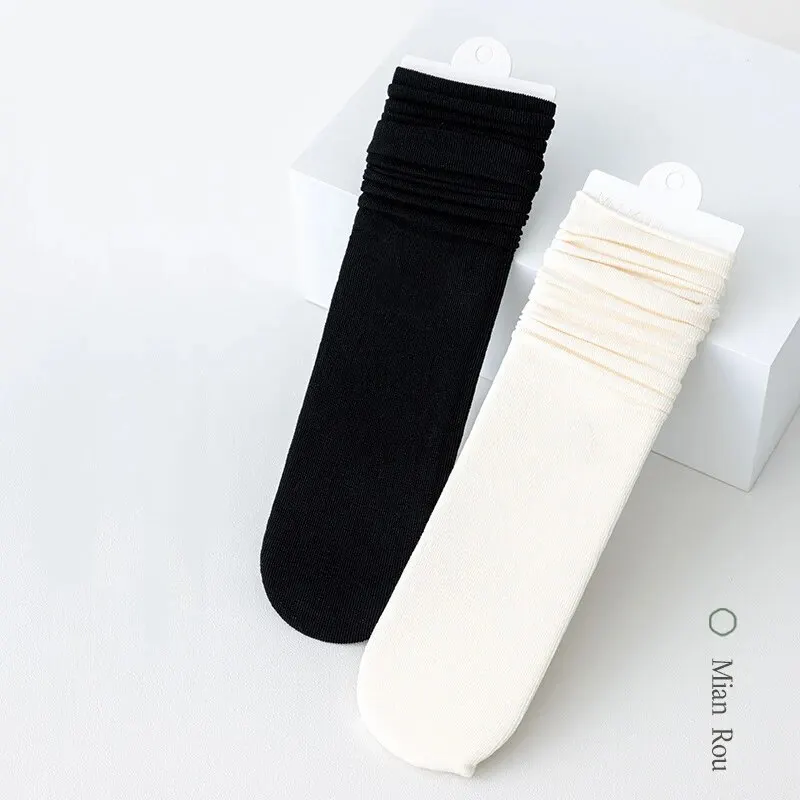 10 Pairs Thin Ice Silk Women\'s Long Tube Socks Summer Cool Mid Calf Socks Black and White Ice Ice Socks Pile Pile Ladies\' Socks