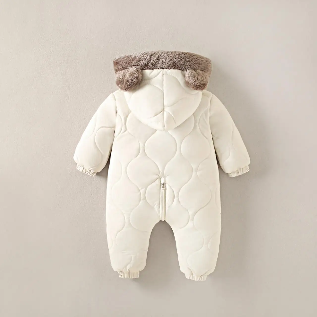 Neugeborenen-Jungenkleidung für Herbst und Winter, Fleece-gefütterter Kapuzen-Strampler, Perfekt für Outdoor-Aktivitäten, Kleinkind-Mädchenkleidung – Detail 11