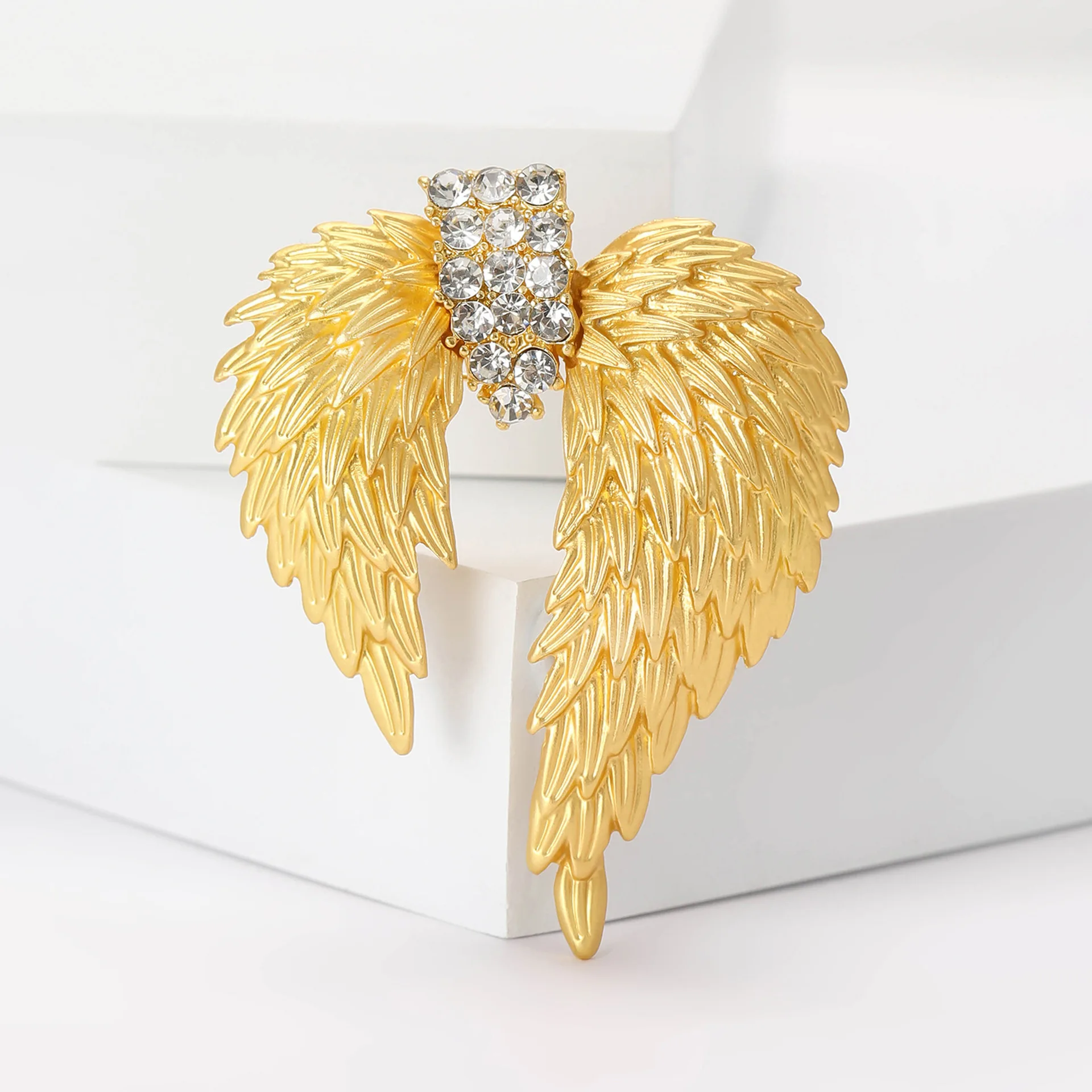 

Ladies Enamel Wing Brooch Fashion All-in-one Suit Coat Pin Office Party Friend Gift Jewelry Gift Accessories