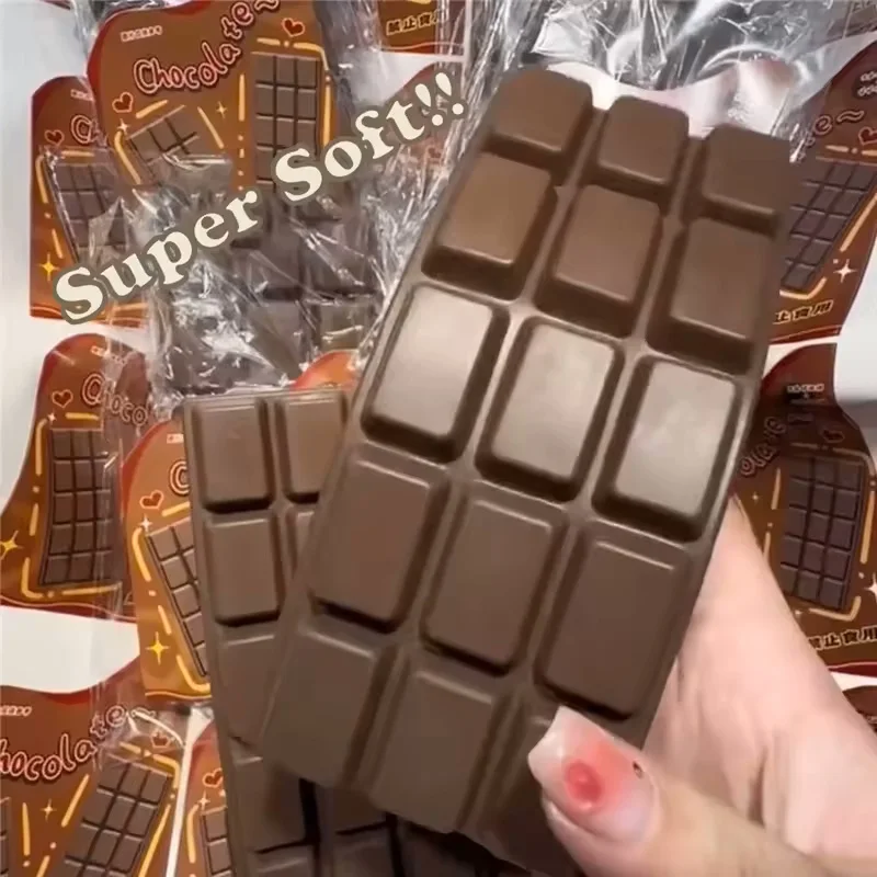 Neues Simuliertes Schokoladen-Quetschspielzeug aus PU, Weich und Langsam Rückfedernd, Büro-Stressabbau-Spielzeug, Handentspannungs-Geschenk, Schreibtisch-Dekoration