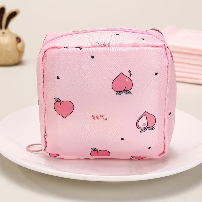 Cute Cartoon Sanitary Pad Storage Bag for Girls Menstrual Period, Portable Aunt Bag, Sanitary Napkin Sorting, Large Capacity Sma