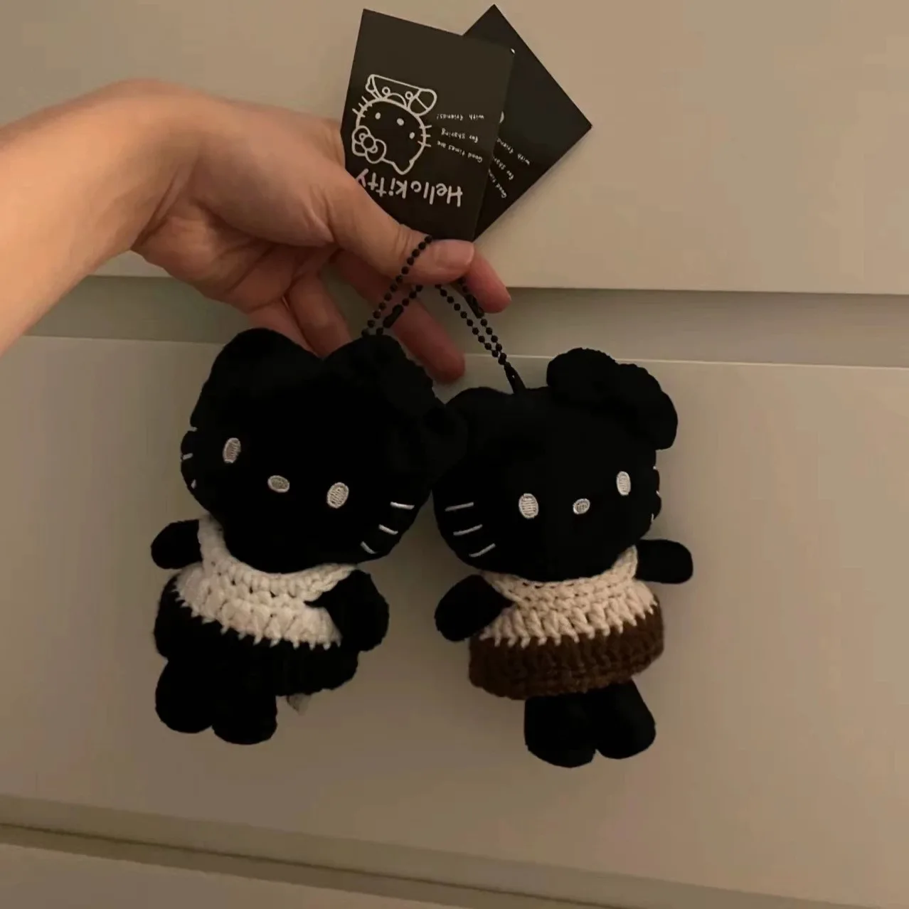 かわいいハローキティぬいぐるみキュート限定版セメントグレーシリーズロングレッグぬいぐるみ人形バックパックペンダントアニメガールギフト