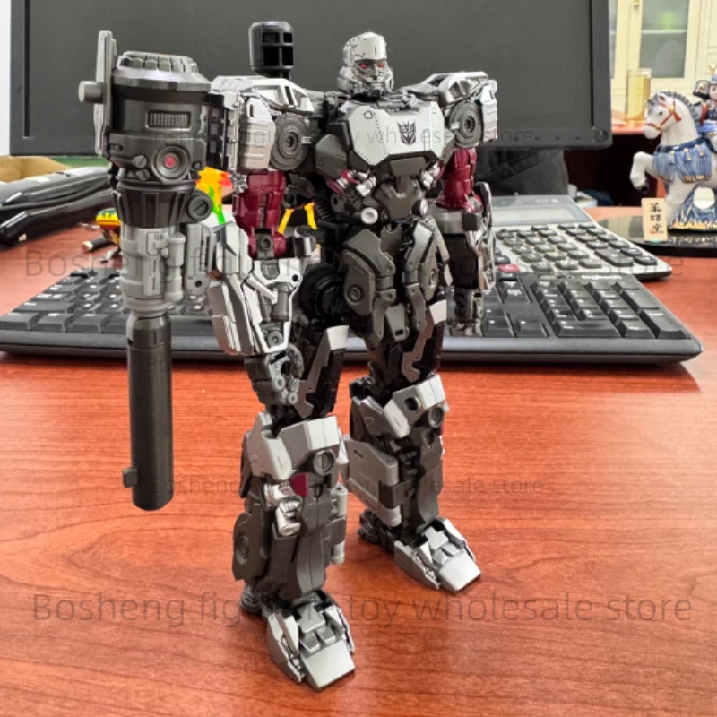 

Hasbro Studio Series Leader Transformed Toys: Bumblebee 109, концепция Art Megatron 108, Wheeljack 06, фигурка Starscream