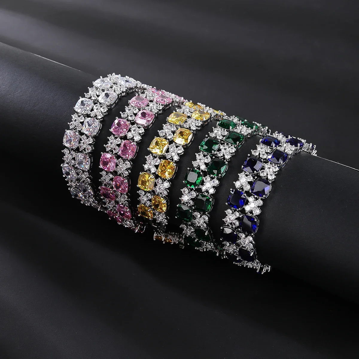 

Luxurious 2 Row Cubic Zircon Red Green Blue Austrian Crystal Flower Bracelets Fashion Jewelry for Women Gift CK10167