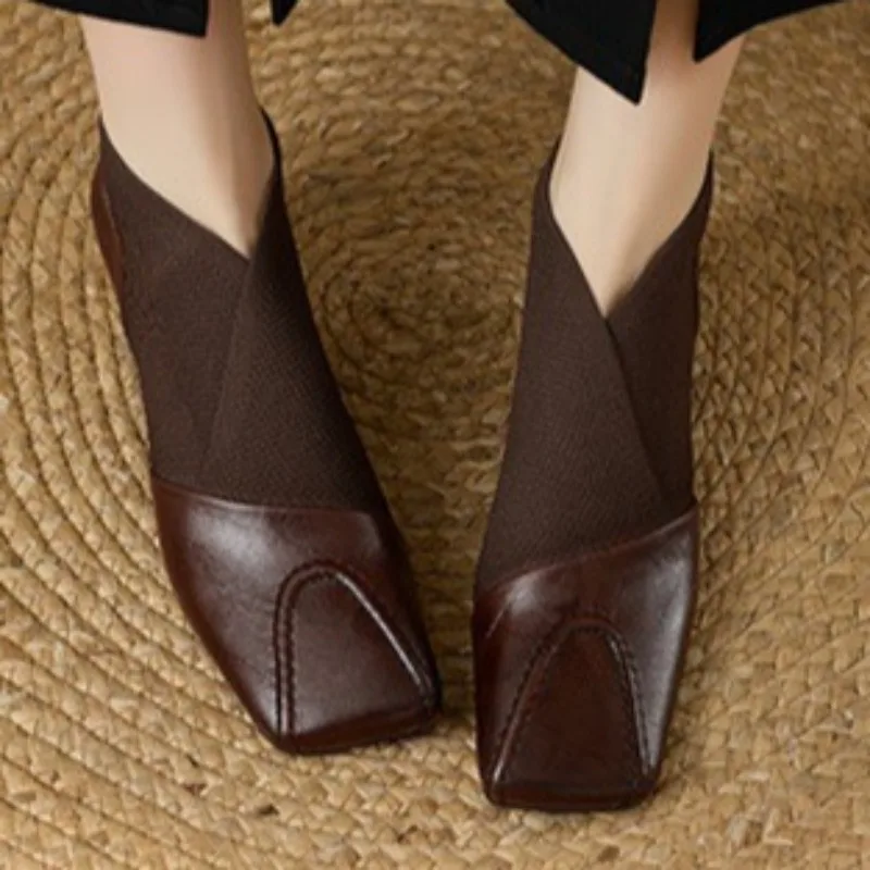 الخريف المرأة تنوعا موضة وأشار كعب سميك المتخصصة تصميم مطاطا حذاء من الجلد 2025 جديد الربط الأحذية النسائية حجم كبير #4