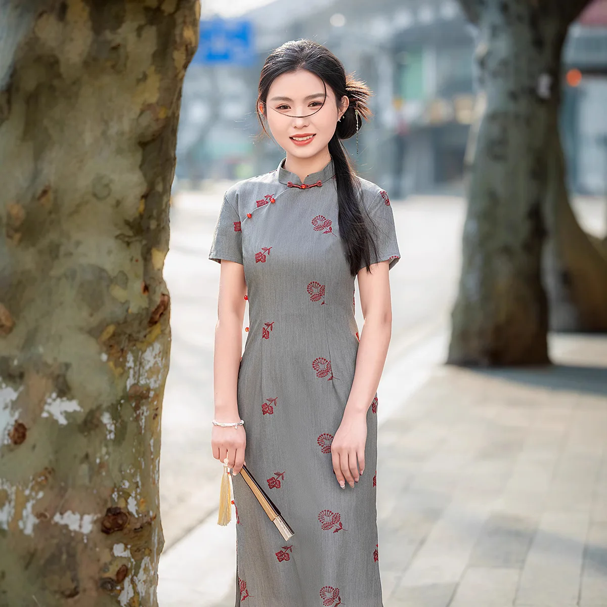 Robe longue fendue chinoise pour femmes, Cheongsam Sexy, col Mandarin traditionnel Qipao, robes de Banquet en Satin