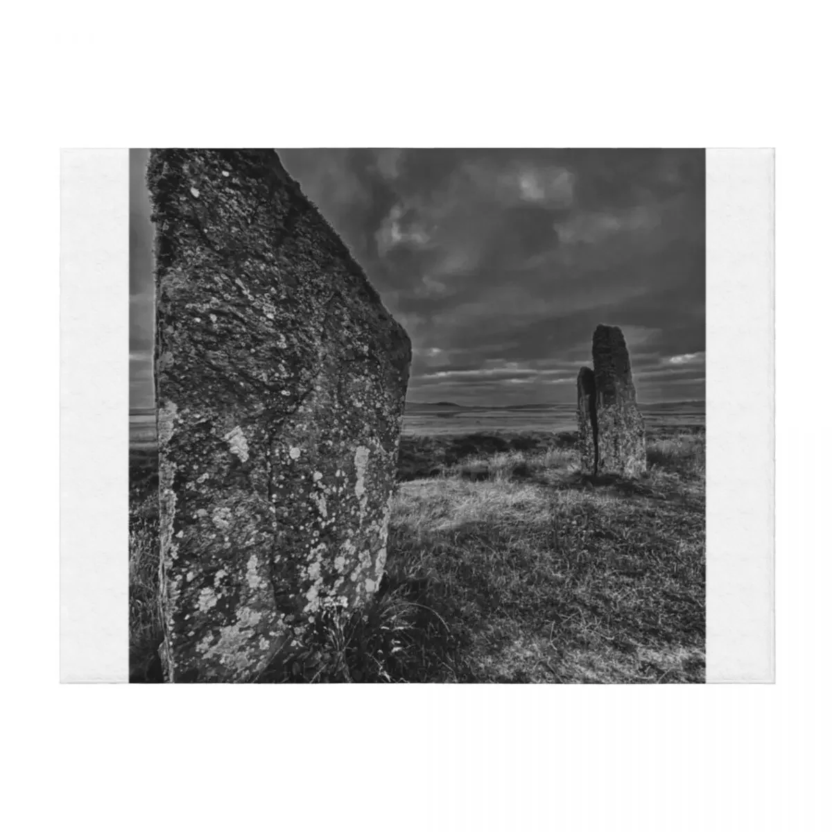 

The ring of Brodgar Throw Blanket warm winter Designers Luxury Thicken Hair Blankets