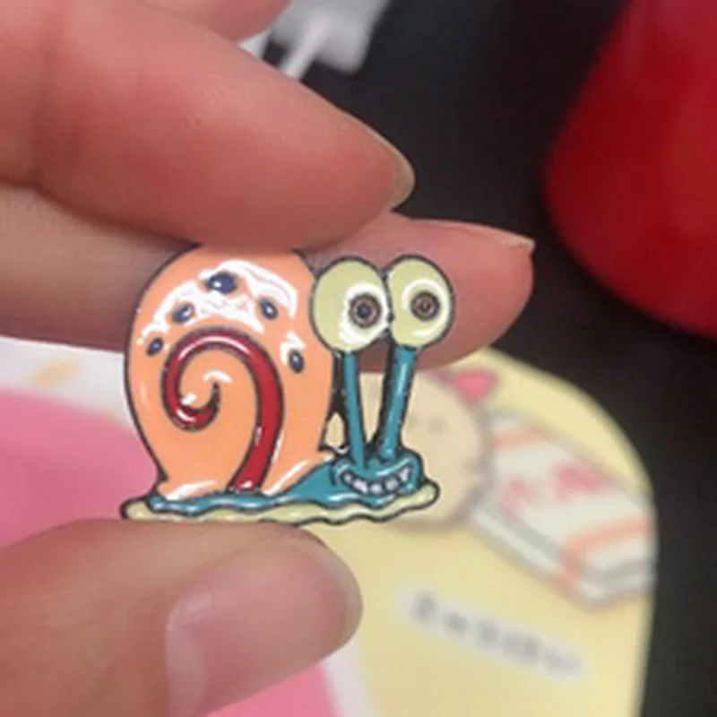 Cartoon Snail Cute Enamel Pins Brooches Shirt Lapel Bag Kawaii Animal Badge Jewelry Gifts for Friends Accessories Wholesale