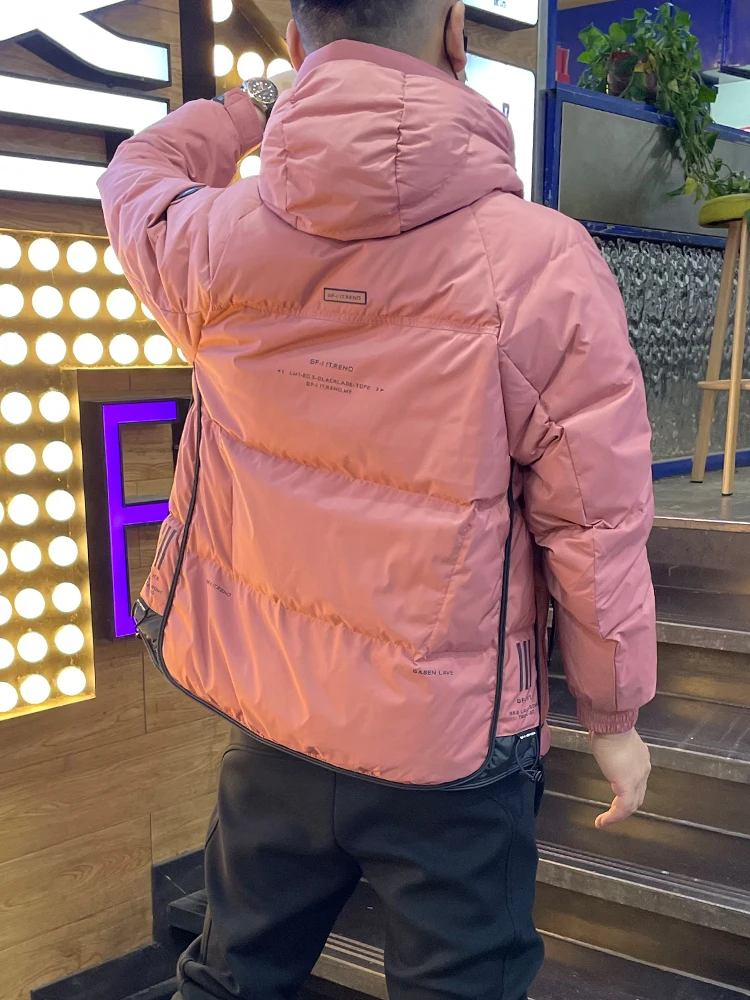 

Новая мужская утепленная пуховая куртка 2025 года: зимний тренд, цветные блоки, молодежный стиль, с капюшоном, белая, повседневная, свободного кроя