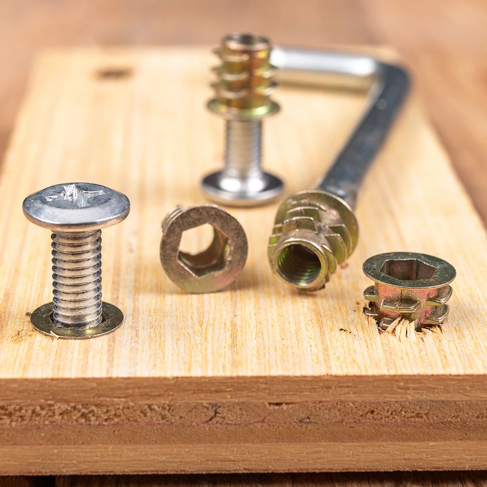 M4 M5 M6 M8 M10 Zinc Alloy Furniture Insert Nut Woodworking Threaded Hex Drive Flange Embedded Nuts For Bed Chair Cabinet Table