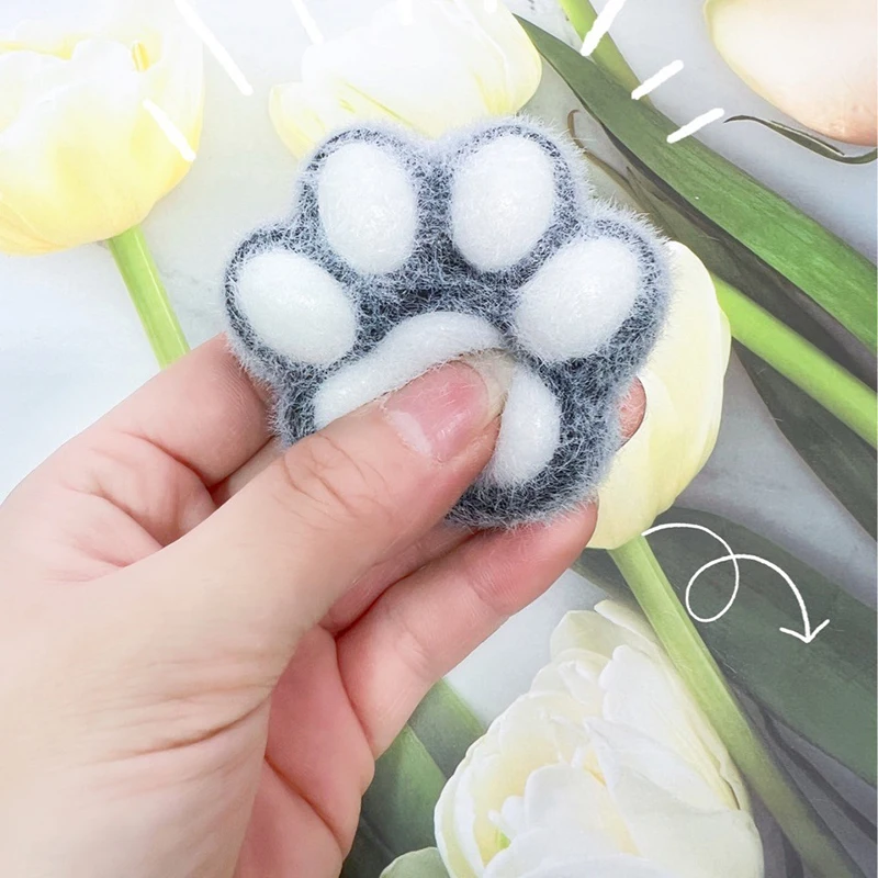 Fascinating Cartoon Cute Cat Paw Squeeze Toy Silicone Pinch TPR Soft Slow Rebound Decompression Stress Toy for Kids Gift Squishy