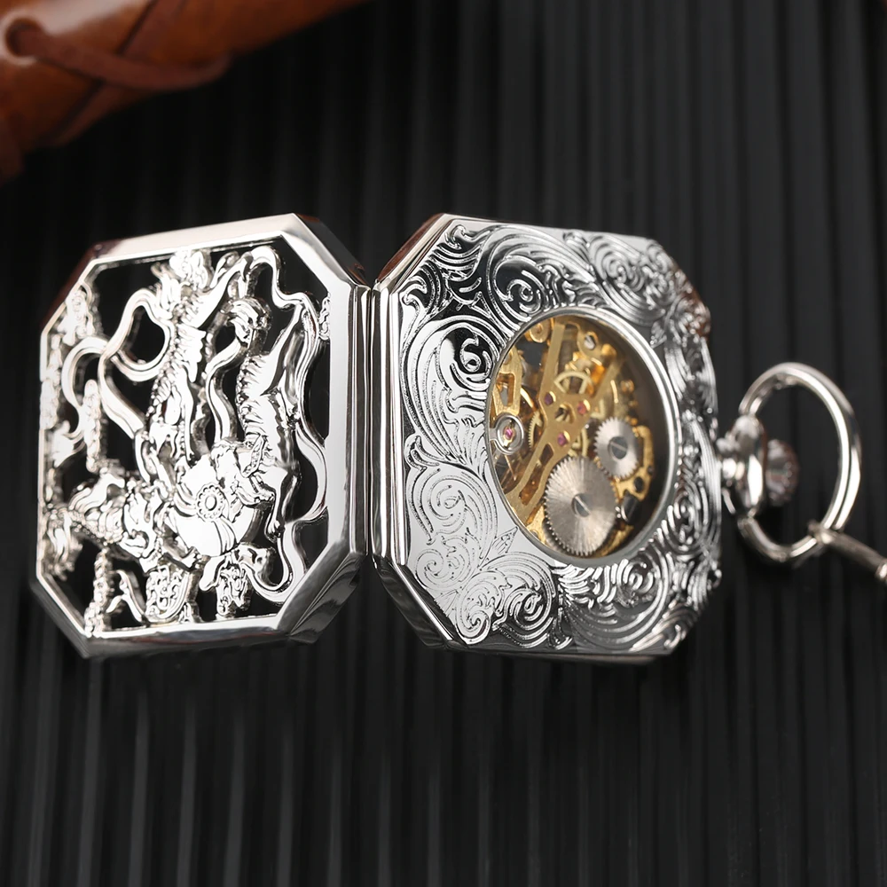 ساعة جيب Steampunk كلاسيكية بتصميم نمور مجوفة ميكانيكية مع سلسلة جيب وأرقام رومانية هدية ساعة