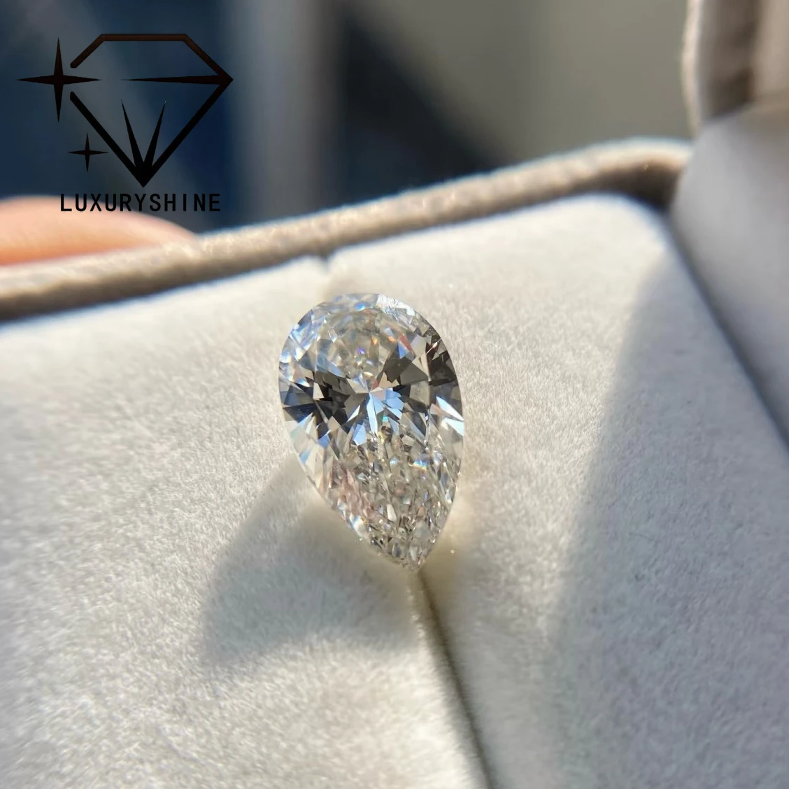 

LuxuryShine VVS2 Lab Grown Diamond 0.1-10CT D-F Color White Pear Excellent Cut With IGI Certificate 3EX Cut Stones