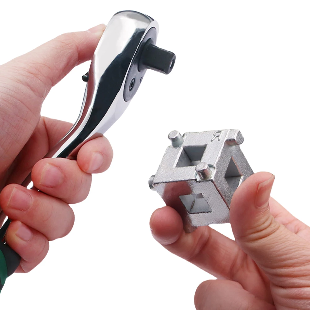 Mathiateur d'intervalles de roue de frein, frein à disque, outil de réglage de la pompe à air, frein arrière de voiture, étrier de frein, remtransporteurs inage du piston, outil de cube arrière