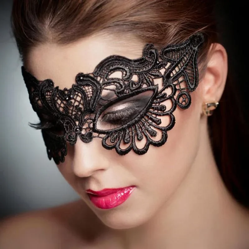 2024 Hollow Lace Masquerade Face Mask Sexy Cosplay Prom Party Props Costume Halloween Masquerade Mask Nightclub Queen Eye Mask