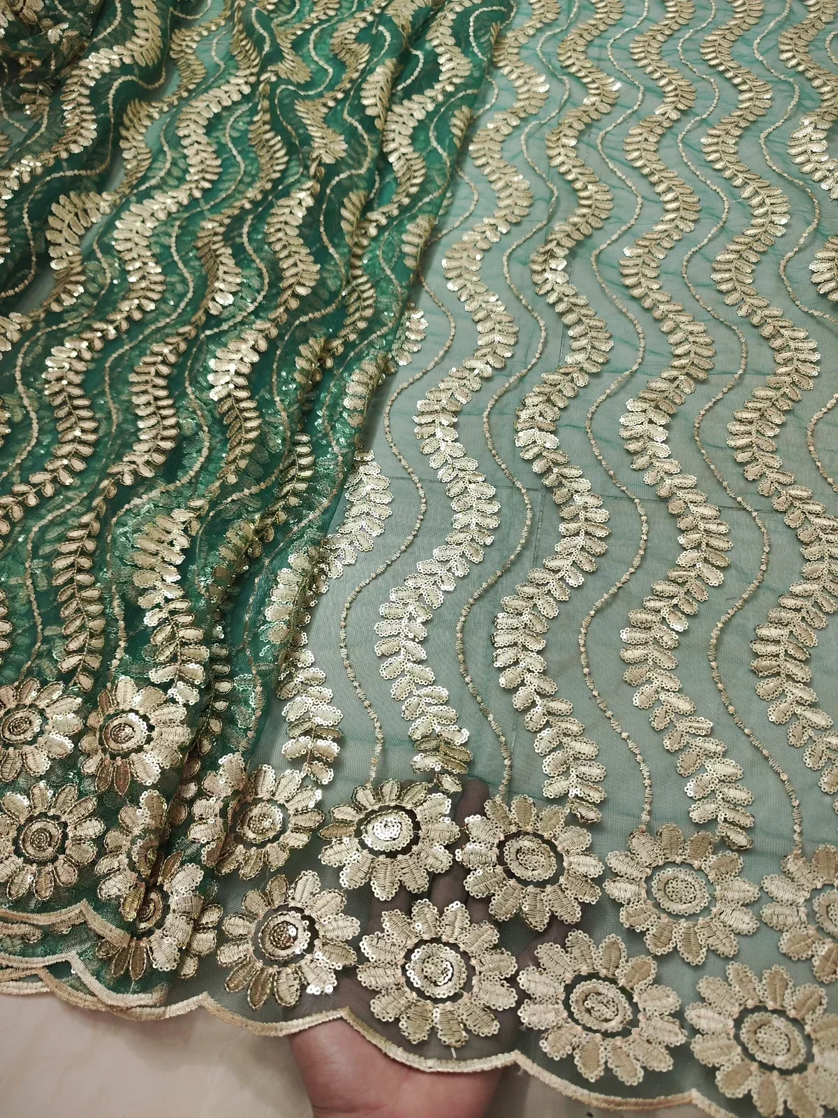 Green African Tulle Lace Fabric 2023 High Quality French Nigerian Sequins Lace Fabric For Wedding Party Dress Sewing LJK2335A