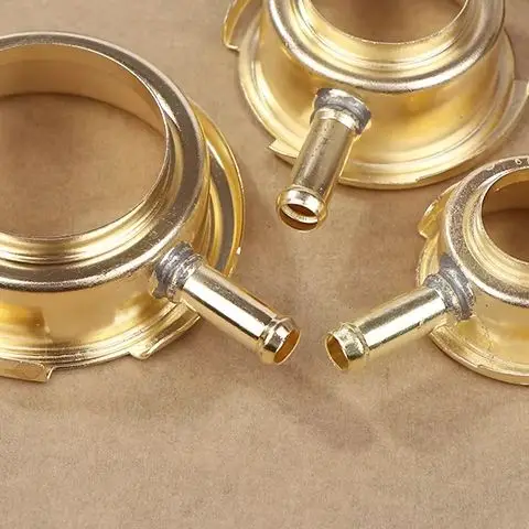 

S M L прочный автомобиль, новый на радиаторе, шейка заливной горловины, запасные части, медная сварная крышка, высокое качество