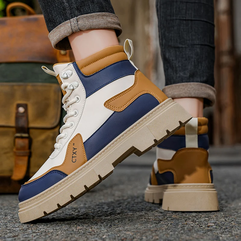 2025 Nuovi stivali gialli grandi da uomo Suola antiscivolo durevole Suola alta e spessa Stivali da lavoro britannici foderati in pile invernale Motorcycl