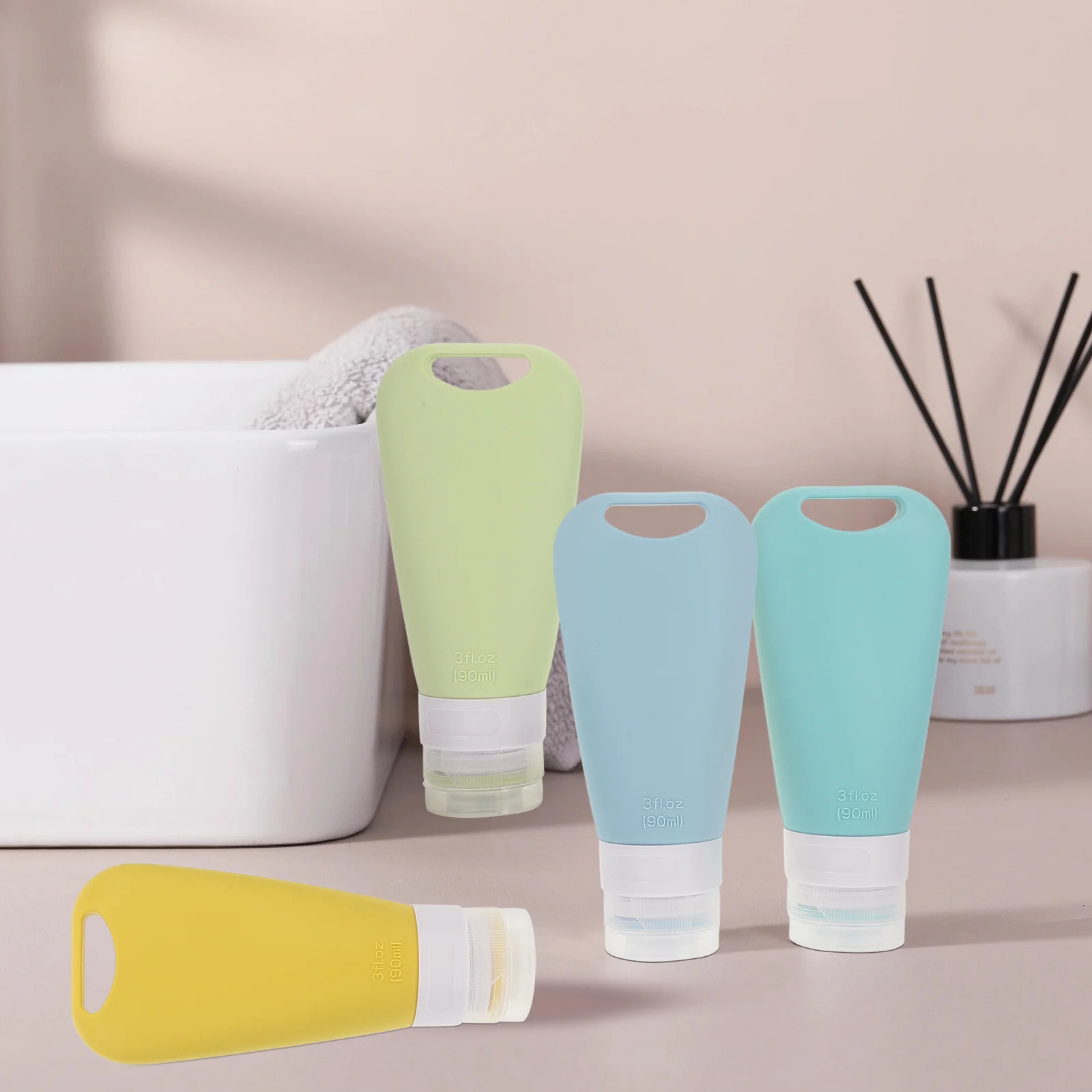 

4Pcs Silicone Travel Bottles Portable Leakproof Lotion Dispenser Squeeze Shampoo Bottles Refillable Travel Toiletries