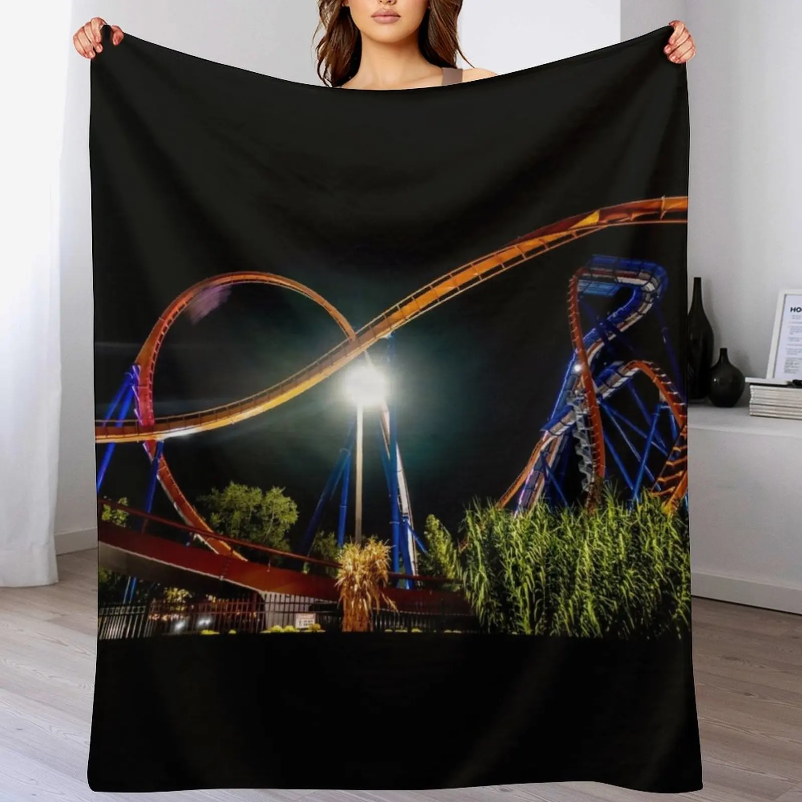 Cedar Point Sandusky Ohio Valravn Roller Coaster - 2021 Throw Blanket