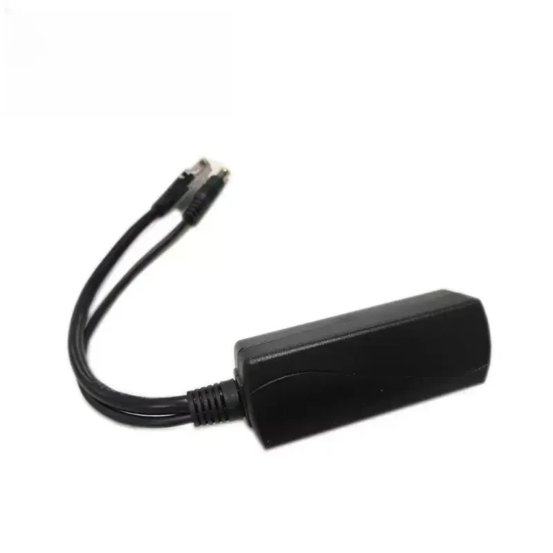 universe-grocery-store-separador-aislado-gigabit-8023af-at-poe-a-12v1a-con-cabezal-cc-de-21-55mm