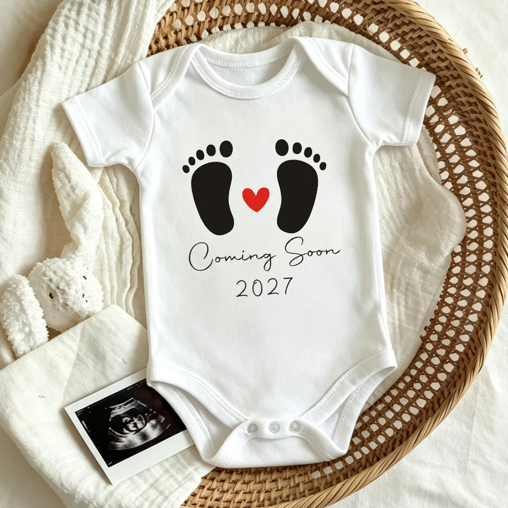 Coming Soon 2027 Baby Footprint Baby Bodysuit Newborn Cotton Romper Pregnancy Announcement Outfit Unisex Infant Jumpsuit