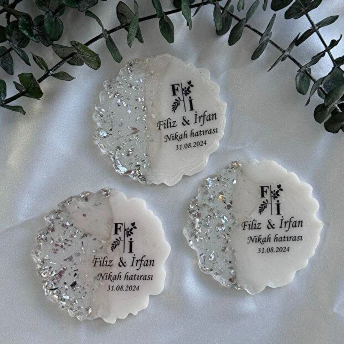 Custom Sılver Leaf Resin Magnet, Personalized Wedding Favor, Bridal Shower Gift