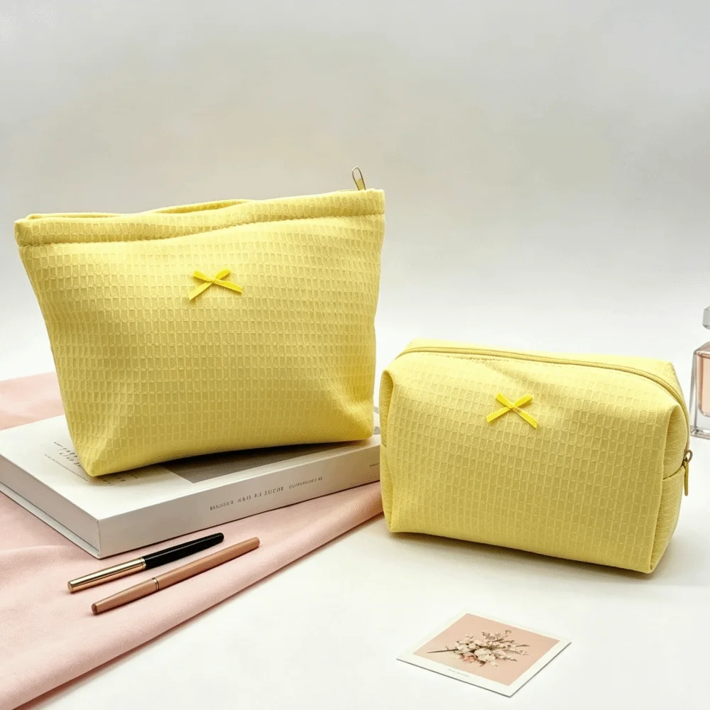 Essential Bow Decor Waffle Knit Makeup Bag Large Capacity Lightweight Cosmetic Bag Polyester Zipper Toiletry Organizer Travel