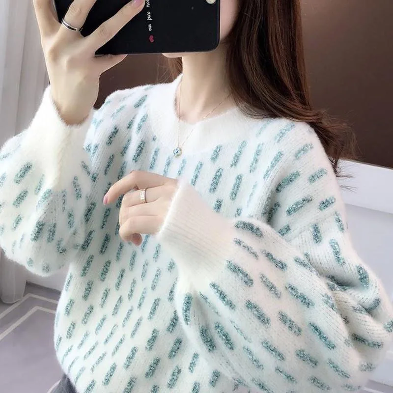 New Autumn and Winter Fashion Lazy Style Imitation Ferret Round Neck Thickened Loose Versatile Western Women\'s Knitted Sweater