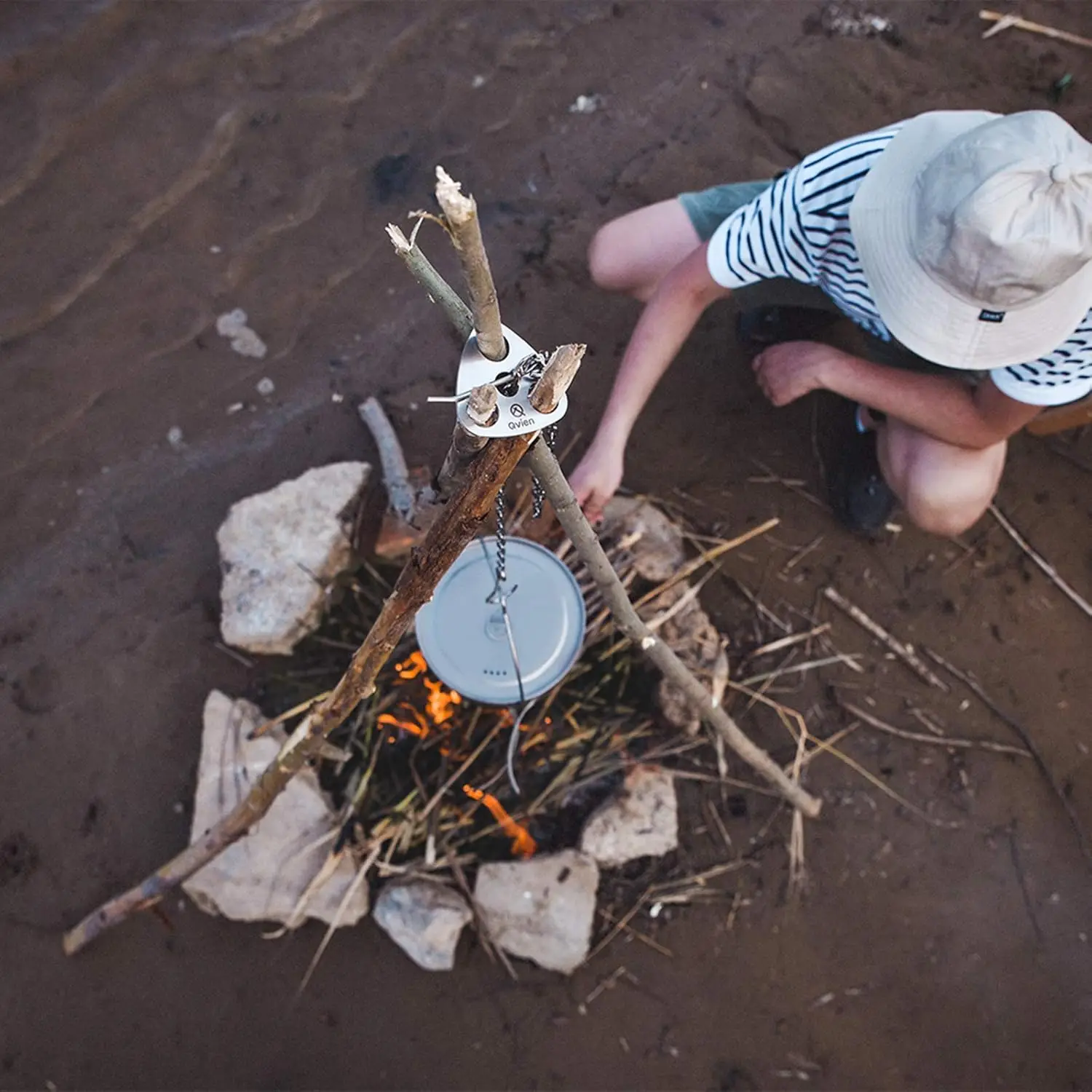

Xergur Camping Tripod Board - Turn Branches into Campfire Tripod, Stainless Steel Campfire Support Plate with Adjustable Chain f