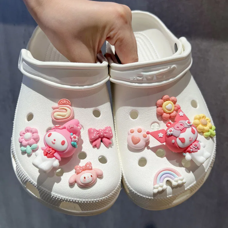 

10pcs New Melody Shoesflower sanrio Kawaii Hole Shoes Accessories Buckle Set Diy Decoration Removable Girl for Gift