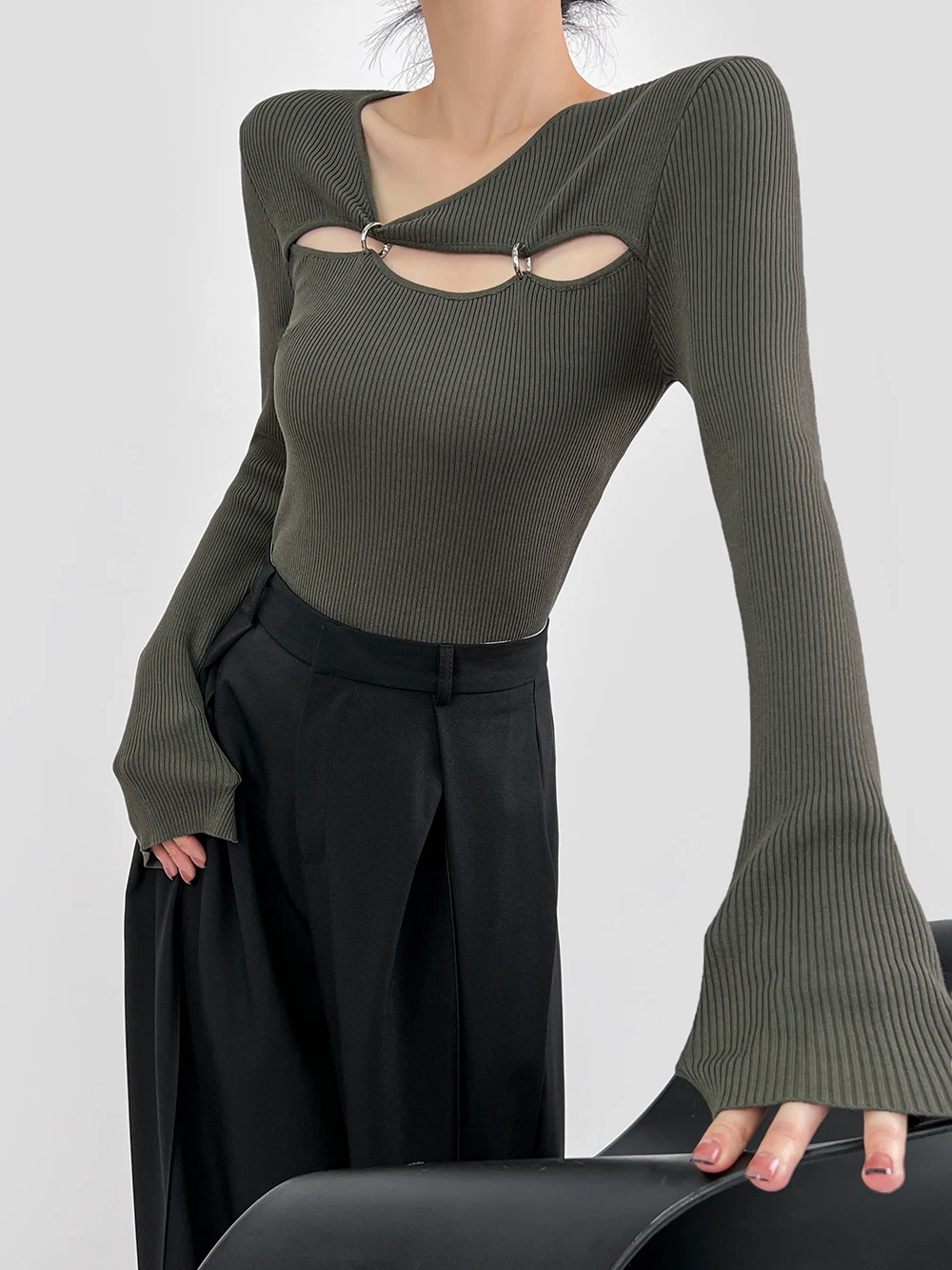 

Slimming Effect Hollow out Long Sve V-Ne Knitwear Women's Faion Autumn Top Double Z Regular Fit Asymmetrical Design