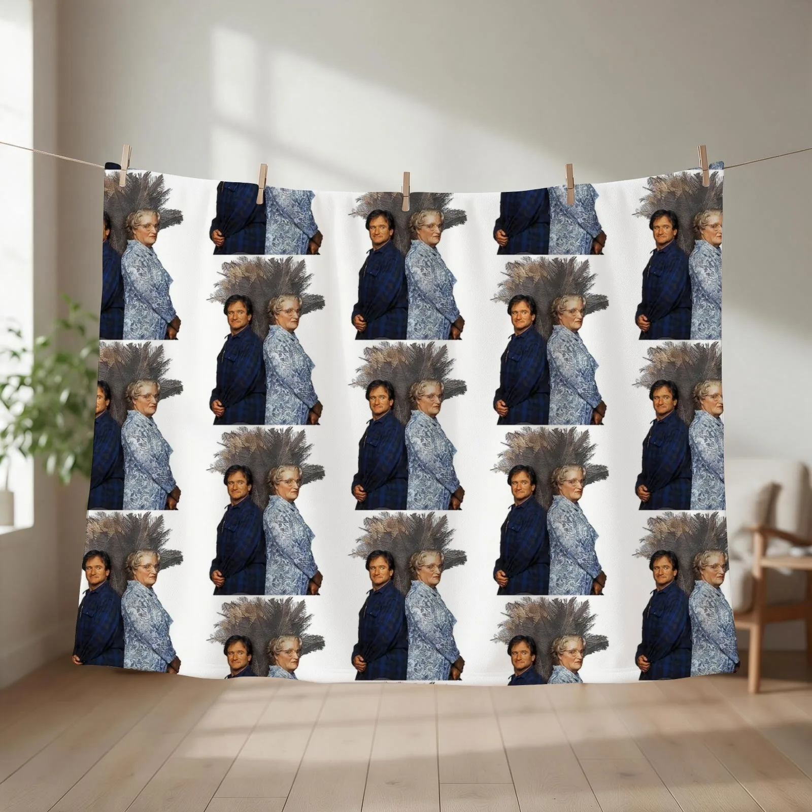 Robin Williams Mrs Doubtfire Funny Poster Men_s Basic Short Sleeve T-Shirt Throw Blanket