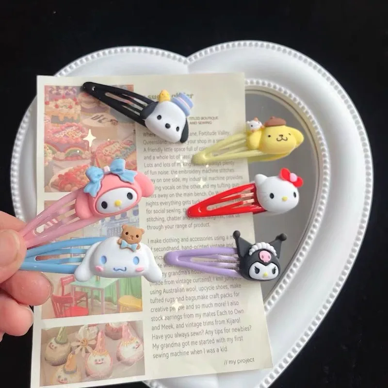 

2pcs Sanrio Kawaii My Melody Cinnamoroll Pendant Hair Clip Cute Seaside Clip Headwear Accessory Decoration Gifts for Kids