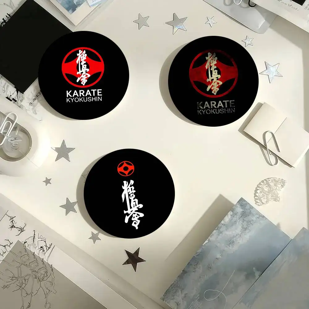 Kyokushin Karate Round Badge Creative Brooch Clothing Backpack Accessories Lapel Pin - view 4