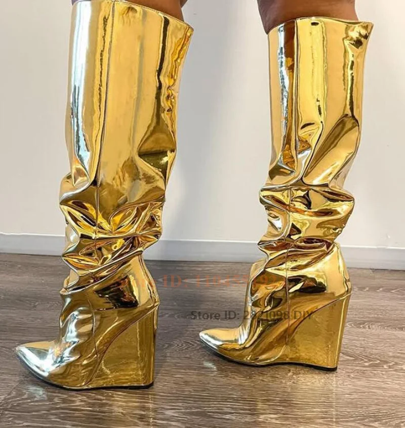 Stivali lunghi con zeppa metallizzata Stivali lunghi da donna con punta a punta lucida Stivali al ginocchio dorati Tacchi alti da donna Scarpe eleganti da strada